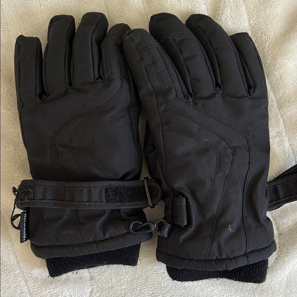 Kids Black Winter Insulated Gloves